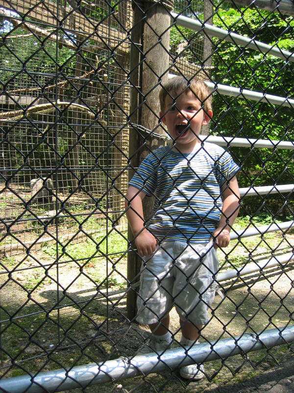 2003-07-11 Sammy at the Zoo 007